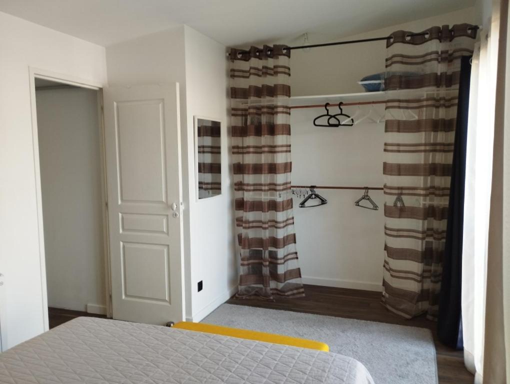 Maison Individuelle A Caen Extérieur photo